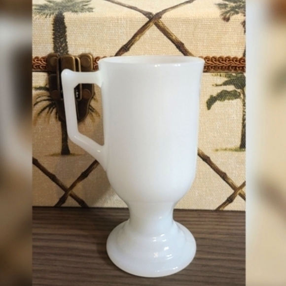Irish Coffee Mug Milk Glass Pedestal Footed Base No Chips or Cracks - Picture 2 of 2